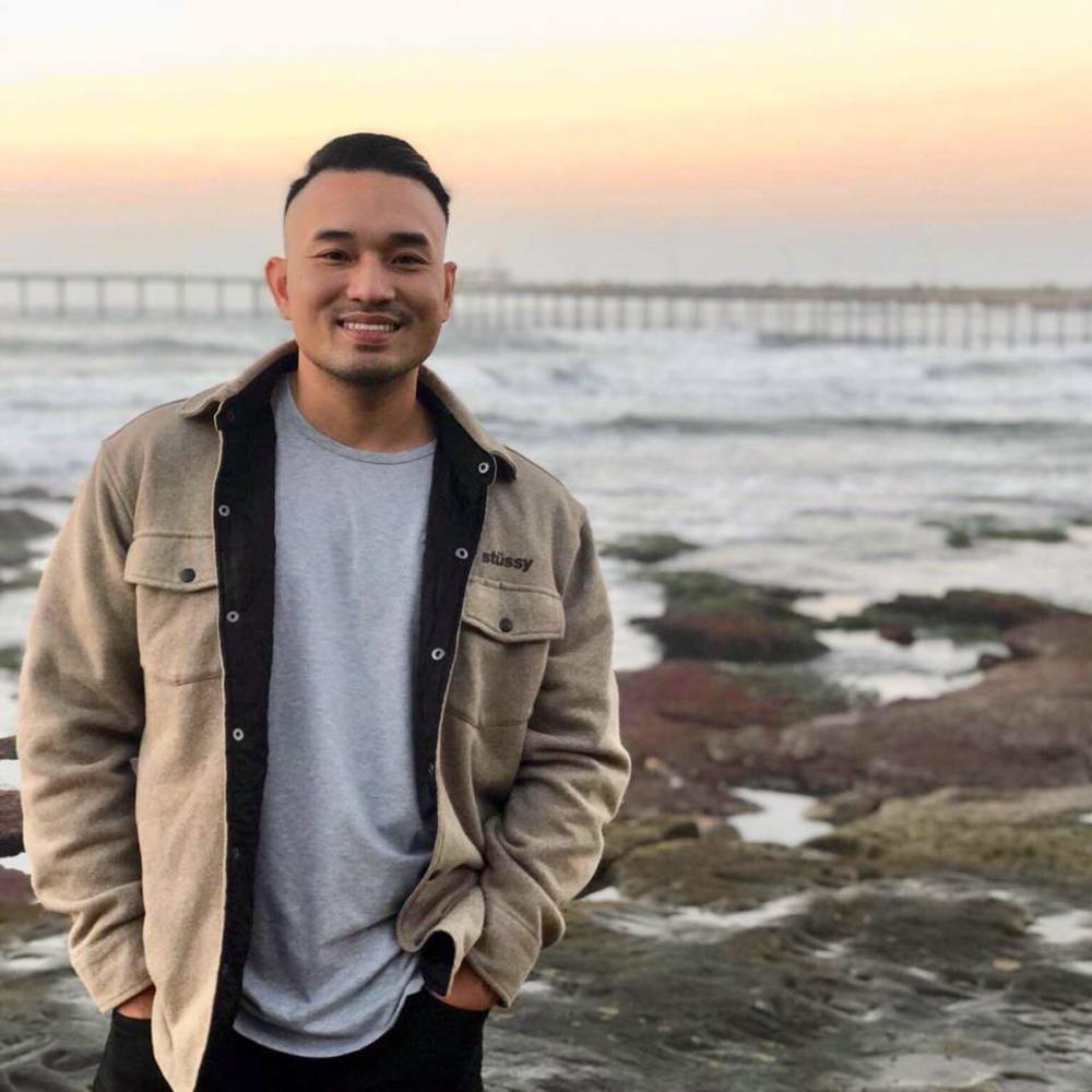 Meet your Posher, Quang